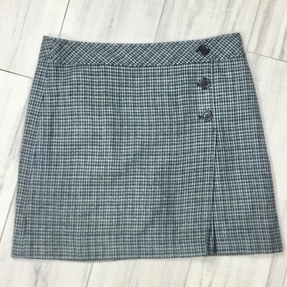 🐾 Ann Taylor Loft skirt SZ 8